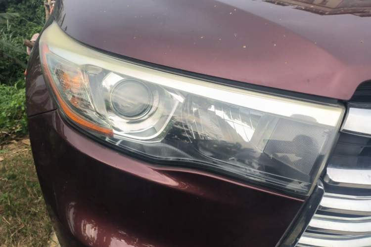 Used Toyota Highlander 2015 2.0T Four-Wheel Drive Luxury Navigation Version with 7 Seats Right Front Headlight