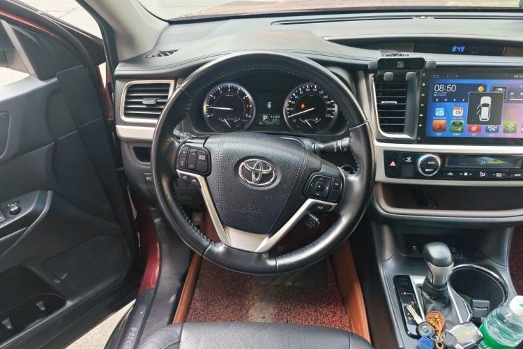 Used Toyota Highlander 2015 2.0T Four-Wheel Drive Luxury Edition 7-Seater Steering Wheel