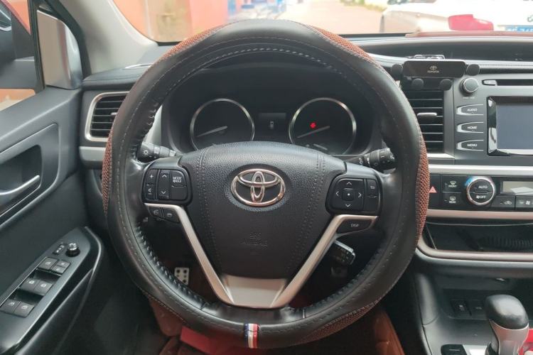 Used Toyota Highlander 2015 2.0T Four-Wheel Drive Luxury Edition 7-Seater Steering Wheel