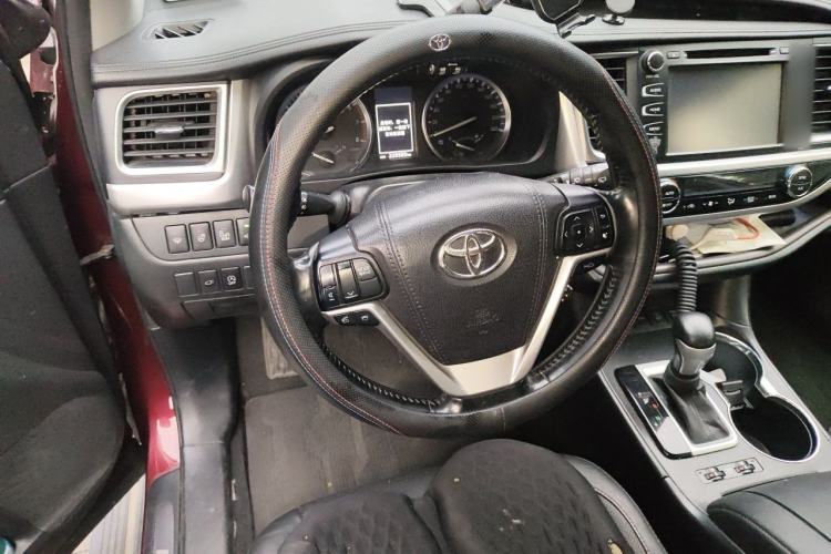 Used Toyota Highlander 2015 2.0T Four-Wheel Drive Ultimate Edition 7-Seater Steering Wheel