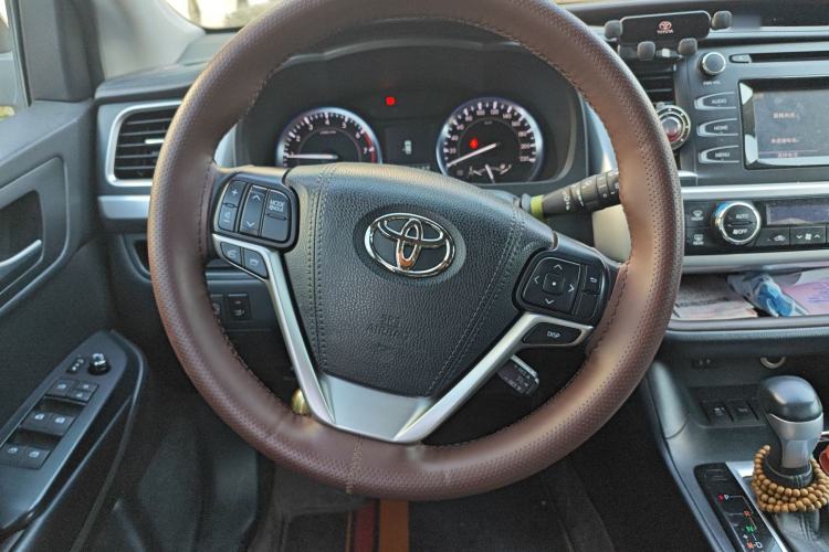 Used Toyota Highlander 2015 2.0T Four-Wheel Drive Luxury Edition 7-Seater Steering Wheel