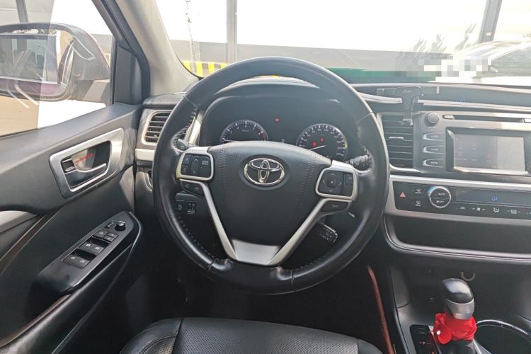 Used Toyota Highlander 2015 2.0T Four-Wheel Drive Luxury Edition 7-Seater Steering Wheel