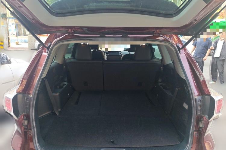 Used Toyota Highlander 2015 2.0T Four-Wheel Drive Luxury Edition 7-Seater Trunk