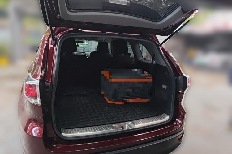 Used Toyota Highlander 2015 2.0T Four-Wheel Drive Luxury Edition 7-Seater Trunk