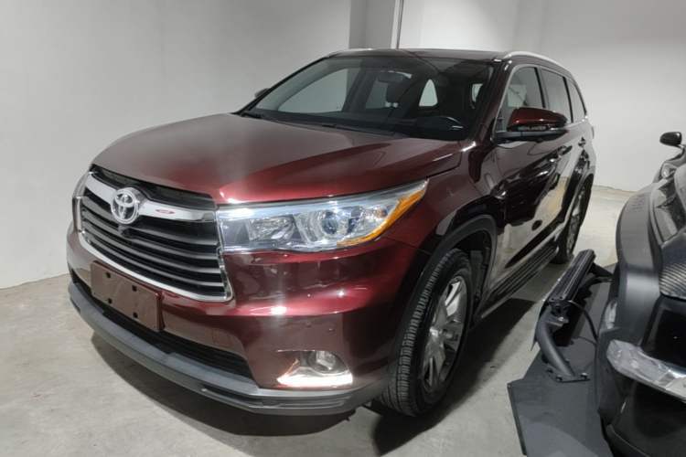 Used Toyota Highlander 2015 2.0T Four-Wheel Drive Luxury Edition 7-Seater Guazi used car, China used car export, Used car for sale, Used cars, Cheapest cars for sale