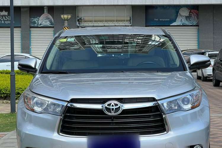 Used Toyota Highlander 2015 2.0T Two-Wheel Drive Elite Edition 7 Seats Exterior 1