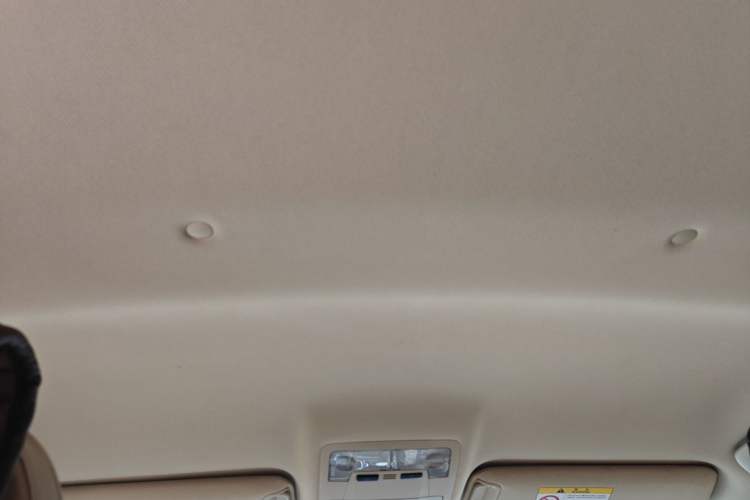 Used Toyota Highlander 2015 3.5L 4x4 Elite Edition 7-Seater Headliner