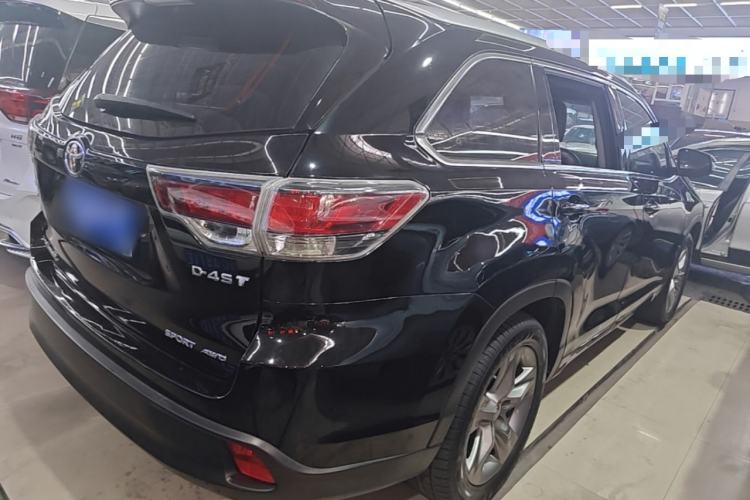 Used Toyota Highlander 2015 2.0T Four-Wheel Drive Luxury Edition 7-Seater Rear Right 45 Deg