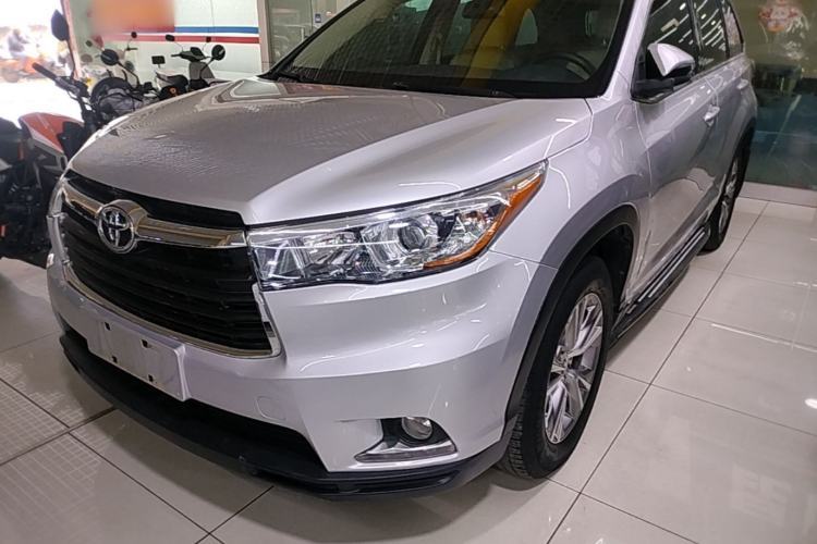 Used Toyota Highlander 2015 2.0T Four-Wheel Drive Elite Edition 7-Seater Guazi used car, China used car export, Used car for sale, Used  cars, Cheapest cars for sale