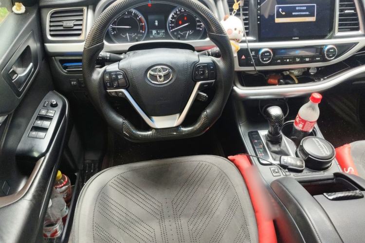 Used Toyota Highlander 2015 2.0T Four-Wheel Drive Luxury Edition 7-Seater Steering Wheel