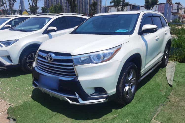 Used Toyota Highlander 2015 2.0T Four-Wheel Drive Luxury Edition 7-Seater Guazi used car, China used car export, Used car for sale, Used cars, Cheapest cars for sale