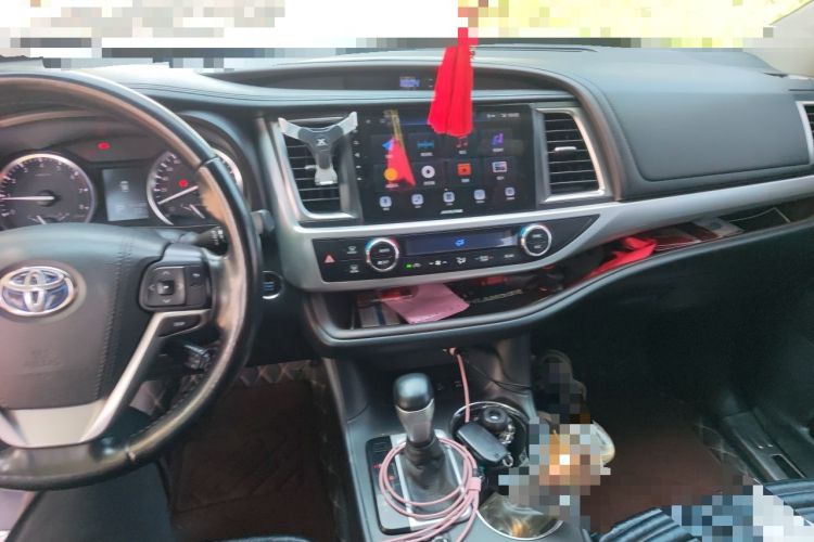Used Toyota Highlander 2015 2.0T Four-Wheel Drive Luxury Edition 7-Seater Audio And AC Panel
