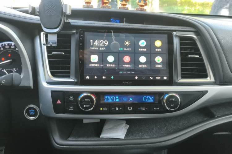 Used Toyota Highlander 2015 2.0T Four-Wheel Drive Luxury Edition 7-Seater Audio And AC Panel