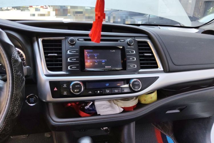 Used Toyota Highlander 2015 2.0T Four-Wheel Drive Luxury Edition 7-Seater Audio And AC Panel