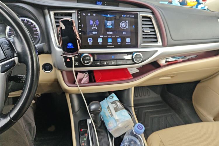 Used Toyota Highlander 2015 2.0T Four-Wheel Drive Luxury Edition 7-Seater Audio And AC Panel