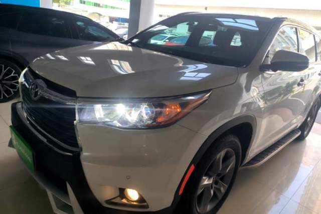 Used Toyota Highlander 2015 2.0T Two-Wheel Drive Luxury Edition 7 Seats