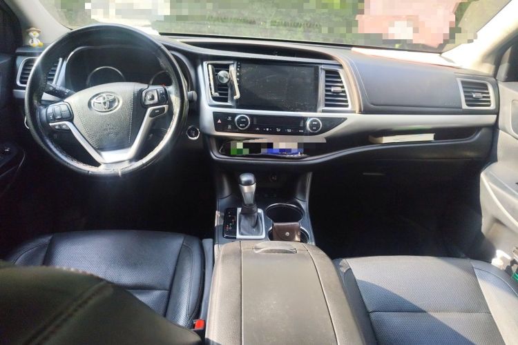 Used Toyota Highlander 2015 2.0T Four-Wheel Drive Luxury Edition 7-Seater Center Console