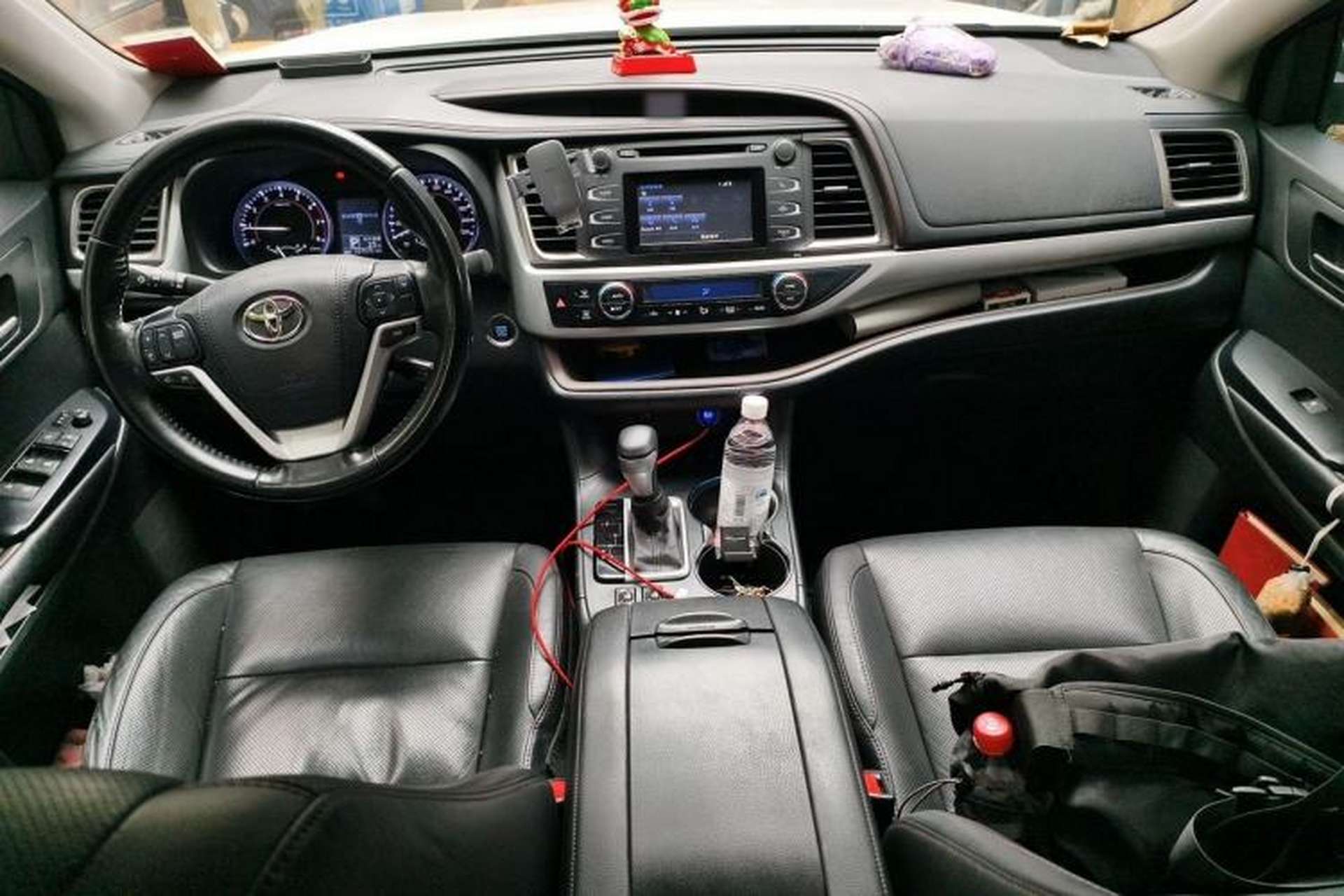 Used Toyota Highlander 2015 2.0T Four-Wheel Drive Luxury Edition 7-Seater Center Console
