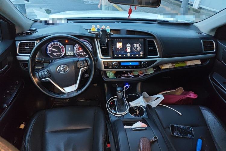 Used Toyota Highlander 2015 2.0T Four-Wheel Drive Luxury Edition 7-Seater Center Console