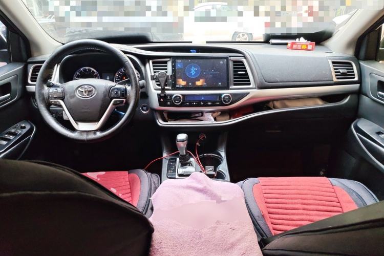 Used Toyota Highlander 2015 2.0T Four-Wheel Drive Luxury Edition 7-Seater Center Console