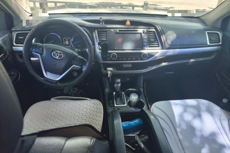 Used Toyota Highlander 2015 2.0T Four-Wheel Drive Luxury Edition 7-Seater Center Console