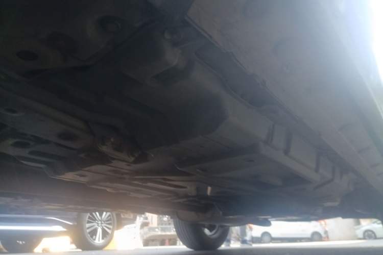 Used Toyota Highlander 2015 2.0T Four-Wheel Drive Luxury Edition 7-Seater Chassis Front Left