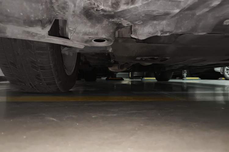 Used Toyota Highlander 2015 2.0T Four-Wheel Drive Ultimate Edition 7-Seater Chassis Front Right