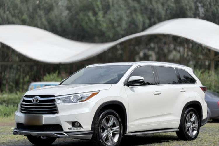 Used Toyota Highlander 2015 2.0T Four-Wheel Drive Luxury Edition 7-Seater Guazi used car, China used car export, Used car for sale, Used cars, Cheapest cars for sale