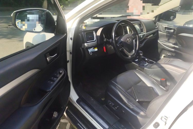 Used Toyota Highlander 2015 2.0T Four-Wheel Drive Luxury Edition 7-Seater Driver Seat