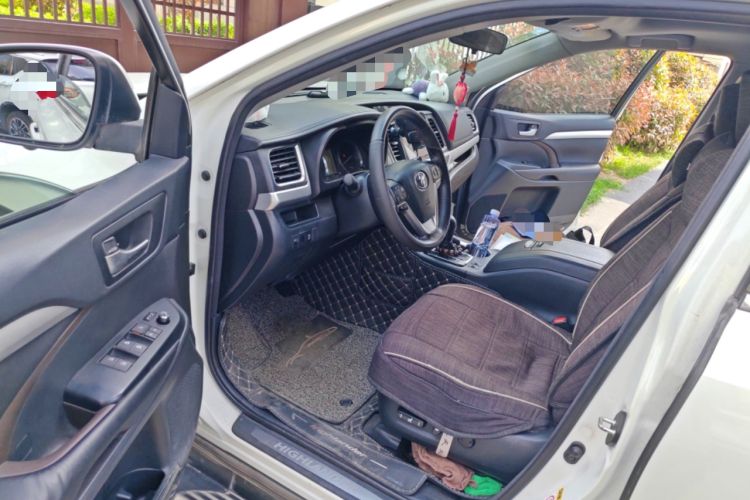 Used Toyota Highlander 2015 2.0T Four-Wheel Drive Luxury Edition 7-Seater Driver Seat