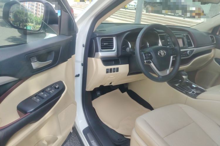 Used Toyota Highlander 2015 2.0T Four-Wheel Drive Luxury Edition 7-Seater Driver Seat