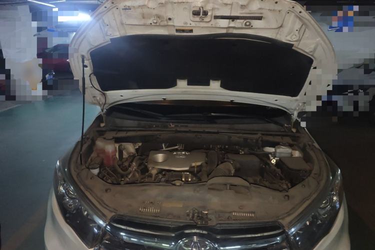 Used Toyota Highlander 2015 2.0T Four-Wheel Drive Luxury Edition 7-Seater Engine Bay