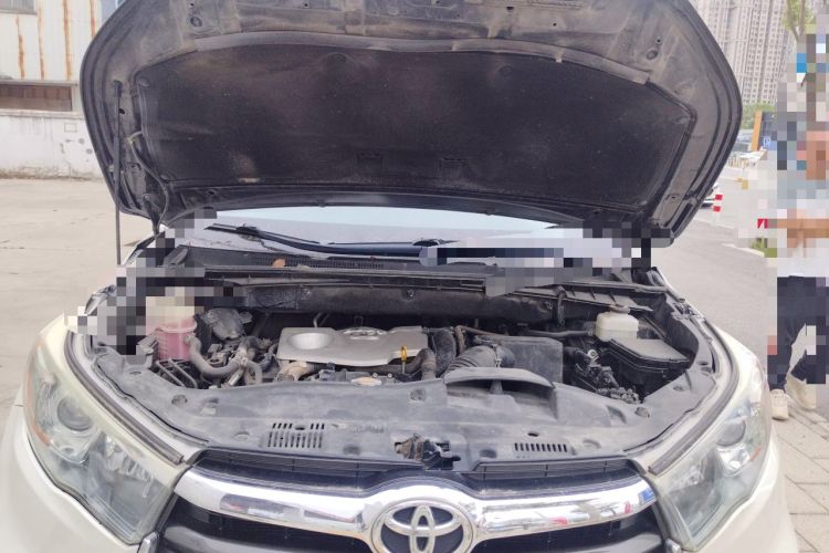 Used Toyota Highlander 2015 2.0T Four-Wheel Drive Luxury Edition 7-Seater Engine Bay