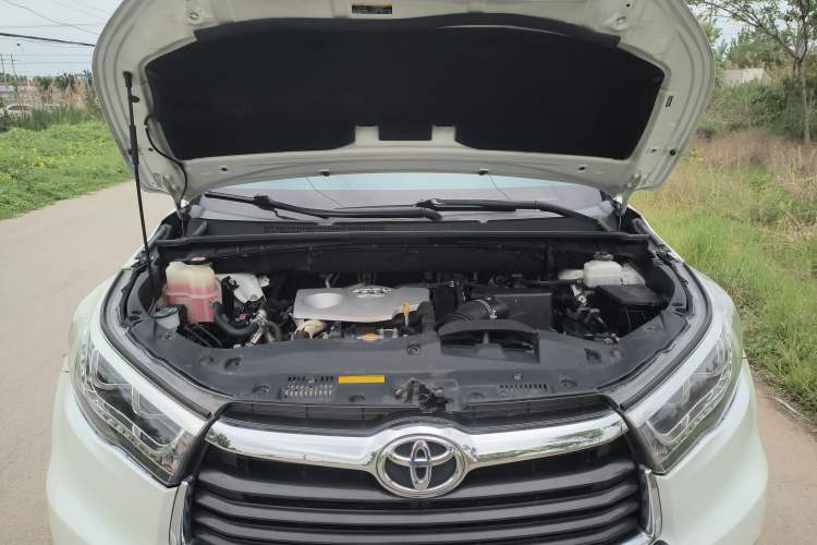 Used Toyota Highlander 2015 2.0T Four-Wheel Drive Luxury Edition 7-Seater Engine Bay