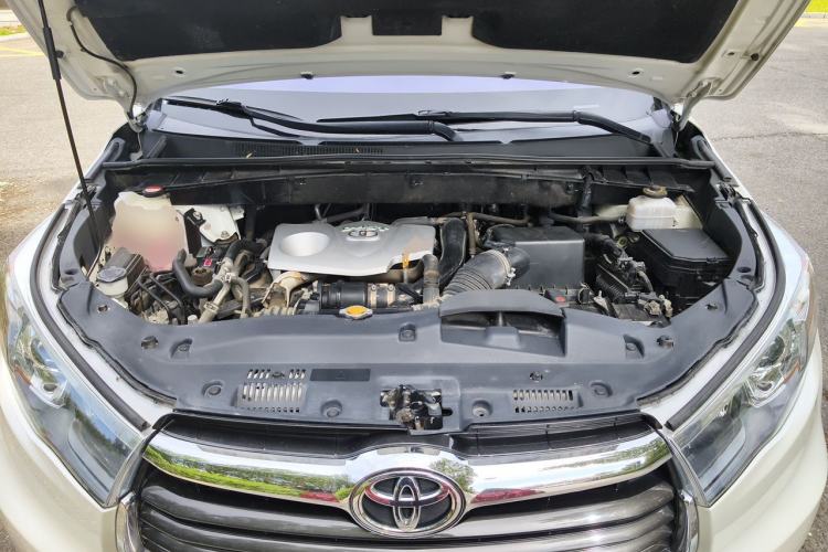 Used Toyota Highlander 2015 2.0T Four-Wheel Drive Luxury Edition 7-Seater Engine Bay