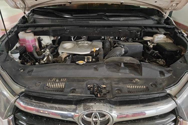 Used Toyota Highlander 2015 2.0T Four-Wheel Drive Luxury Edition 7-Seater Engine Bay