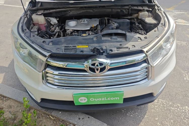 Used Toyota Highlander 2015 2.0T Four-Wheel Drive Luxury Edition 7-Seater Engine Bay