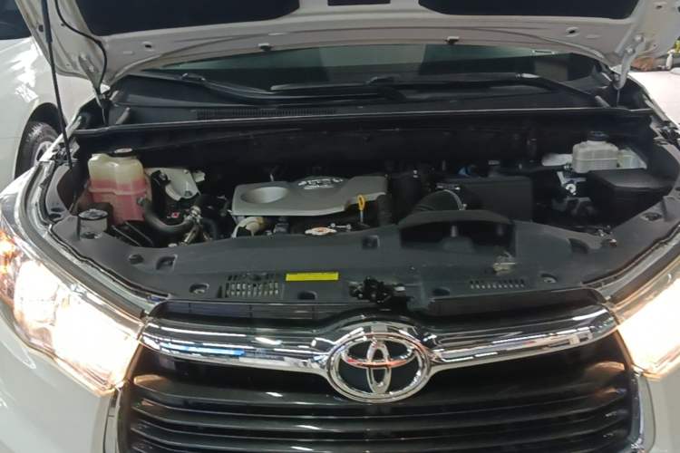 Used Toyota Highlander 2015 2.0T Four-Wheel Drive Luxury Edition 7-Seater Engine Bay