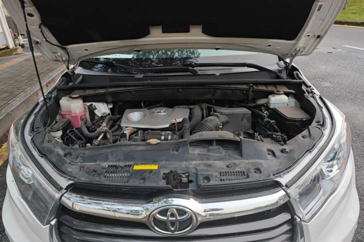 Used Toyota Highlander 2015 2.0T Four-Wheel Drive Luxury Edition 7-Seater Engine Bay