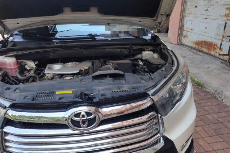 Used Toyota Highlander 2015 2.0T Four-Wheel Drive Luxury Edition 7-Seater Engine Bay Left