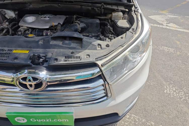 Used Toyota Highlander 2015 2.0T Four-Wheel Drive Luxury Edition 7-Seater Engine Bay Left