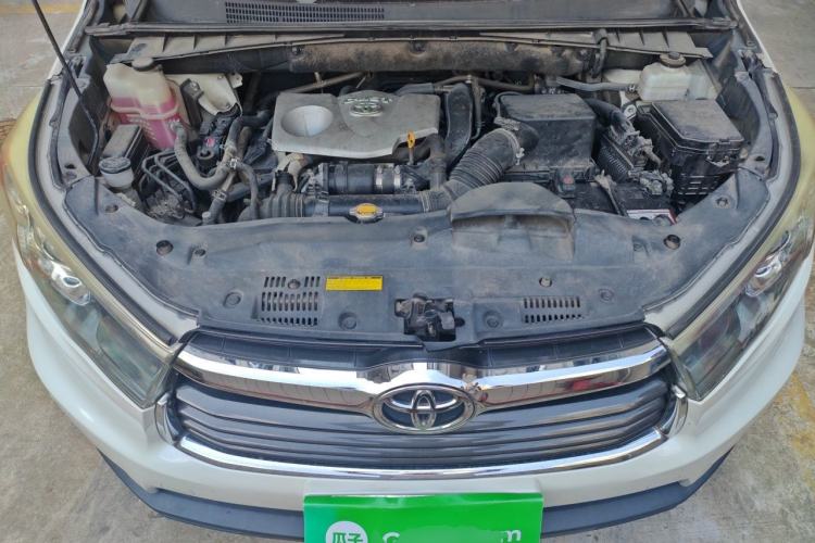 Used Toyota Highlander 2015 2.0T Four-Wheel Drive Luxury Edition 7-Seater Engine Bay