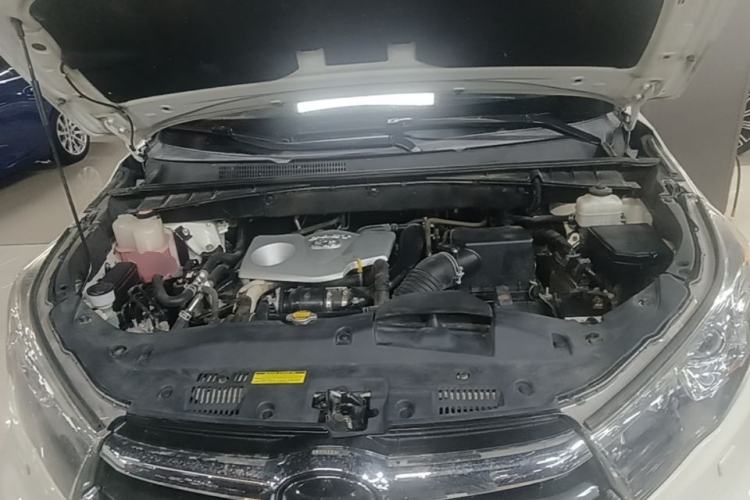 Used Toyota Highlander 2015 2.0T Four-Wheel Drive Ultimate Edition 7-Seater Engine Bay