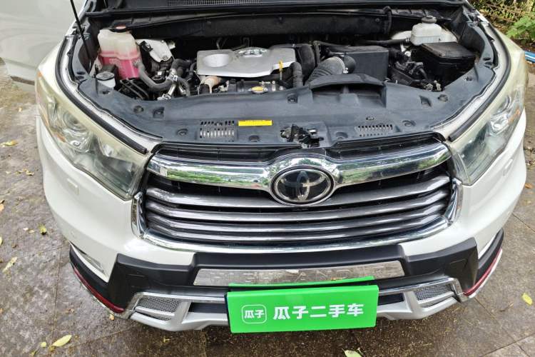 Used Toyota Highlander 2015 2.0T Four-Wheel Drive Ultimate Edition 7-Seater Engine Bay