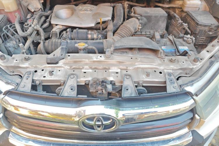 Used Toyota Highlander 2015 2.0T Four-Wheel Drive Luxury Edition 7-Seater Engine Bay