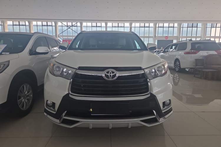 Used Toyota Highlander 2015 2.0T Four-Wheel Drive Luxury Edition 7-Seater Exterior 1
