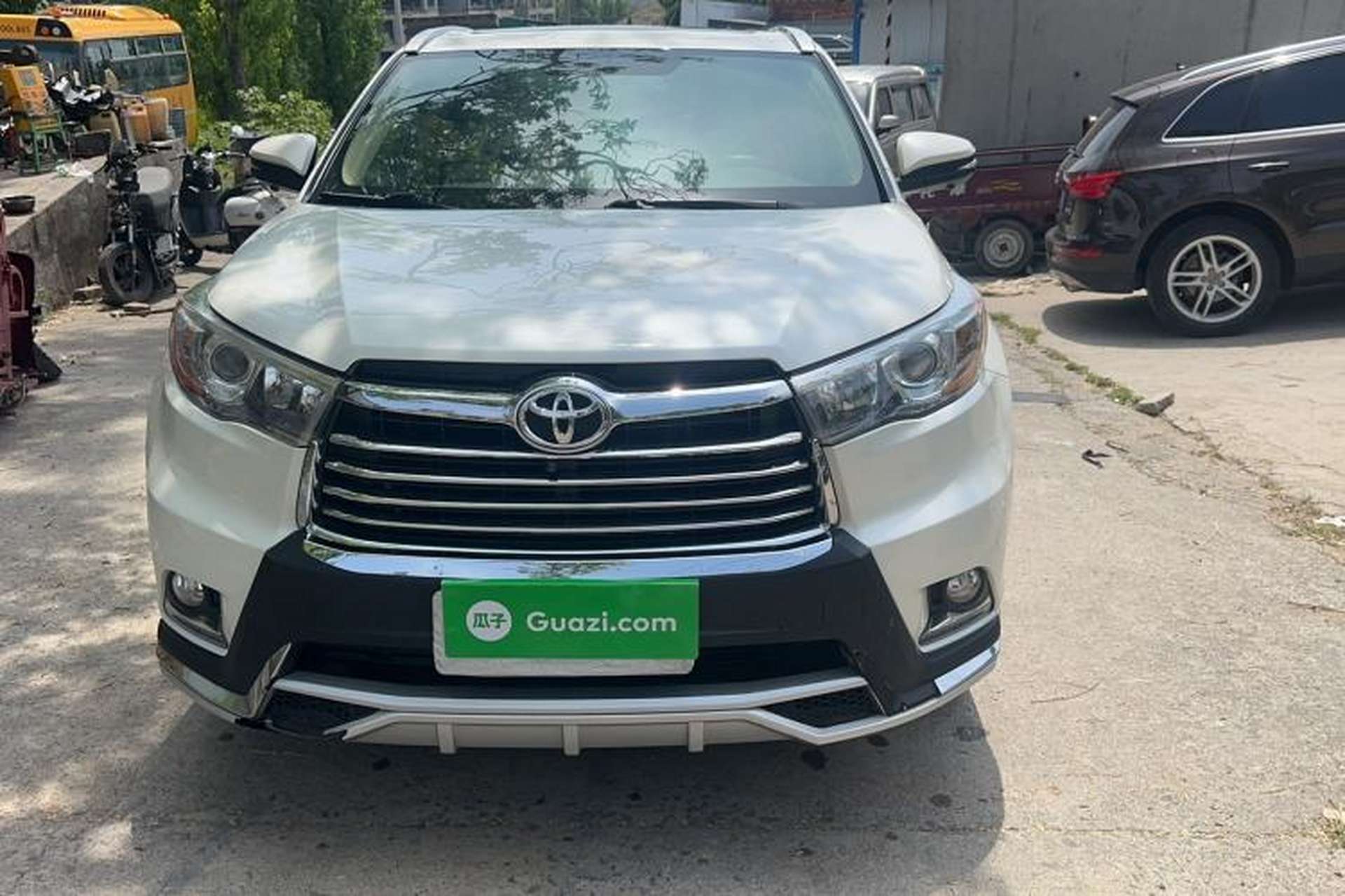 Used Toyota Highlander 2015 2.0T Four-Wheel Drive Luxury Edition 7-Seater Exterior 1