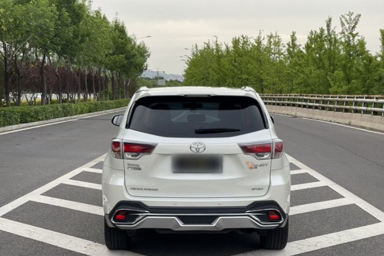 Used Toyota Highlander 2015 2.0T Two-Wheel Drive Luxury Edition 7 Seats Exterior 1