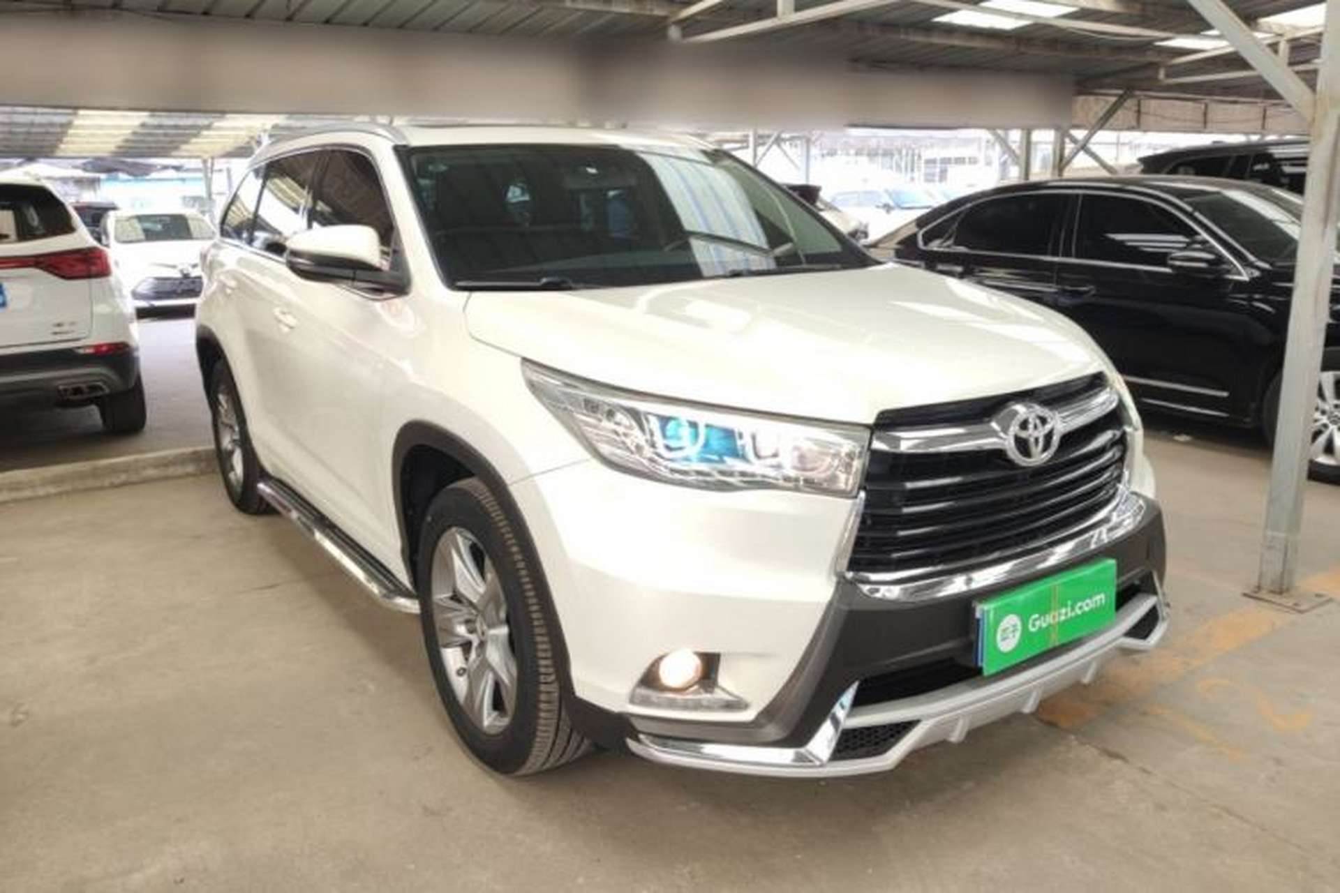 Used Toyota Highlander 2015 2.0T Four-Wheel Drive Luxury Edition 7-Seater Exterior 1