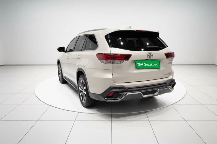 Used Toyota Highlander 2015 2.0T Four-Wheel Drive Luxury Edition 7-Seater Exterior 2